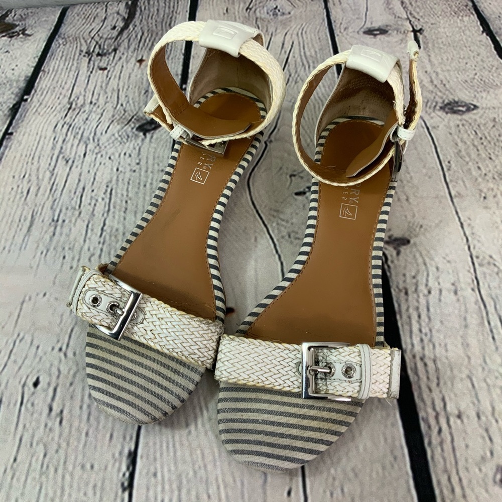 Sperry Sandals 6.5 - Picture 2 of 6